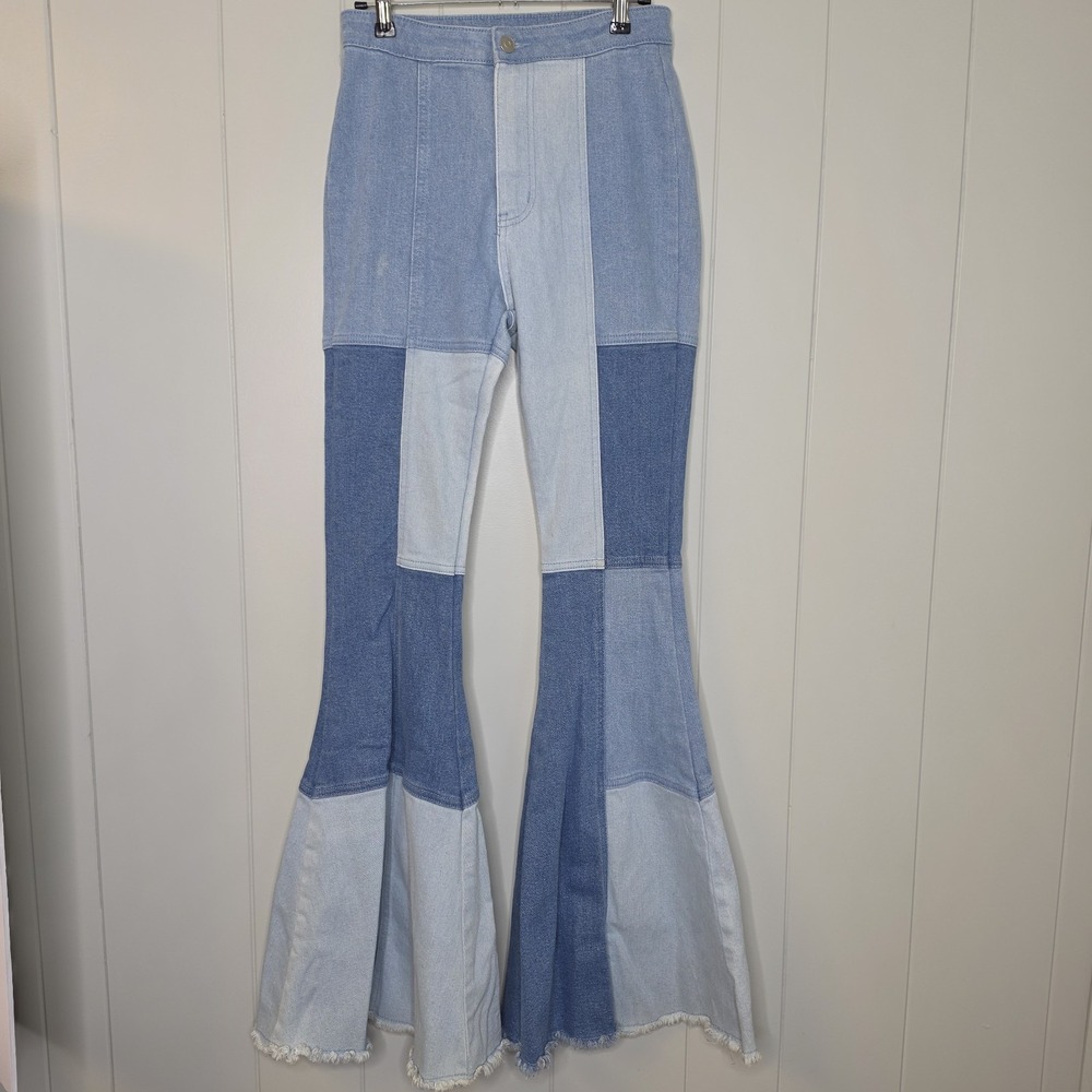 Altar'd State Blue Jeans Flare Legs Blocked Denim Pattern Size Small 26 X 35